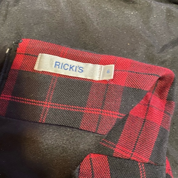 EUC Plaid Pencil Skirt - Picture 2 of 2